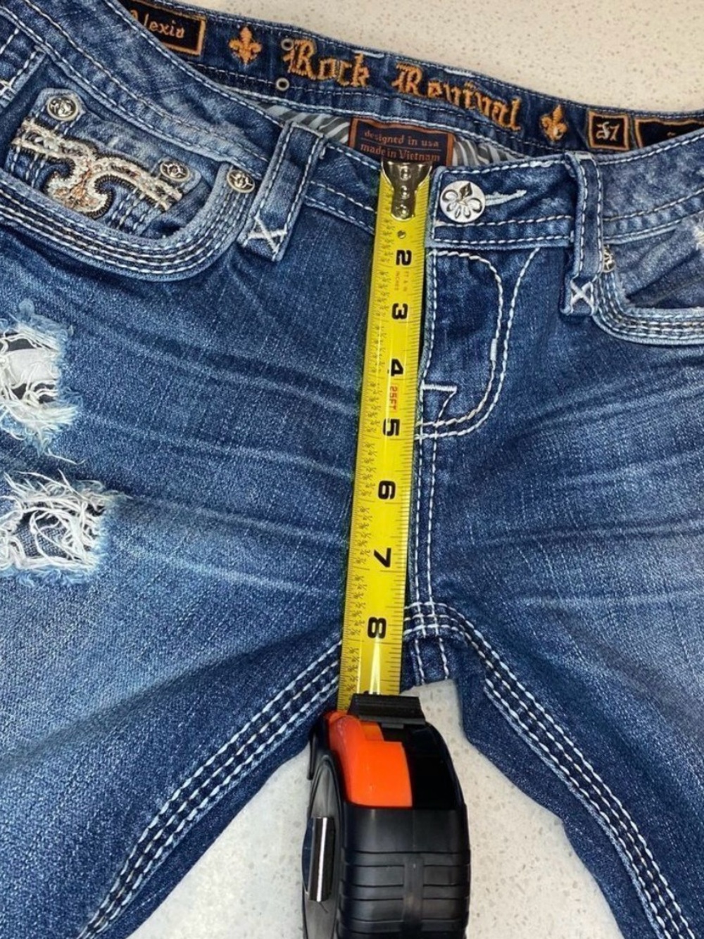 Rock Revival Alexia Crop Jeans Women’s 27 Low Rise Stretch Distressed EUC - Picture 12 of 13